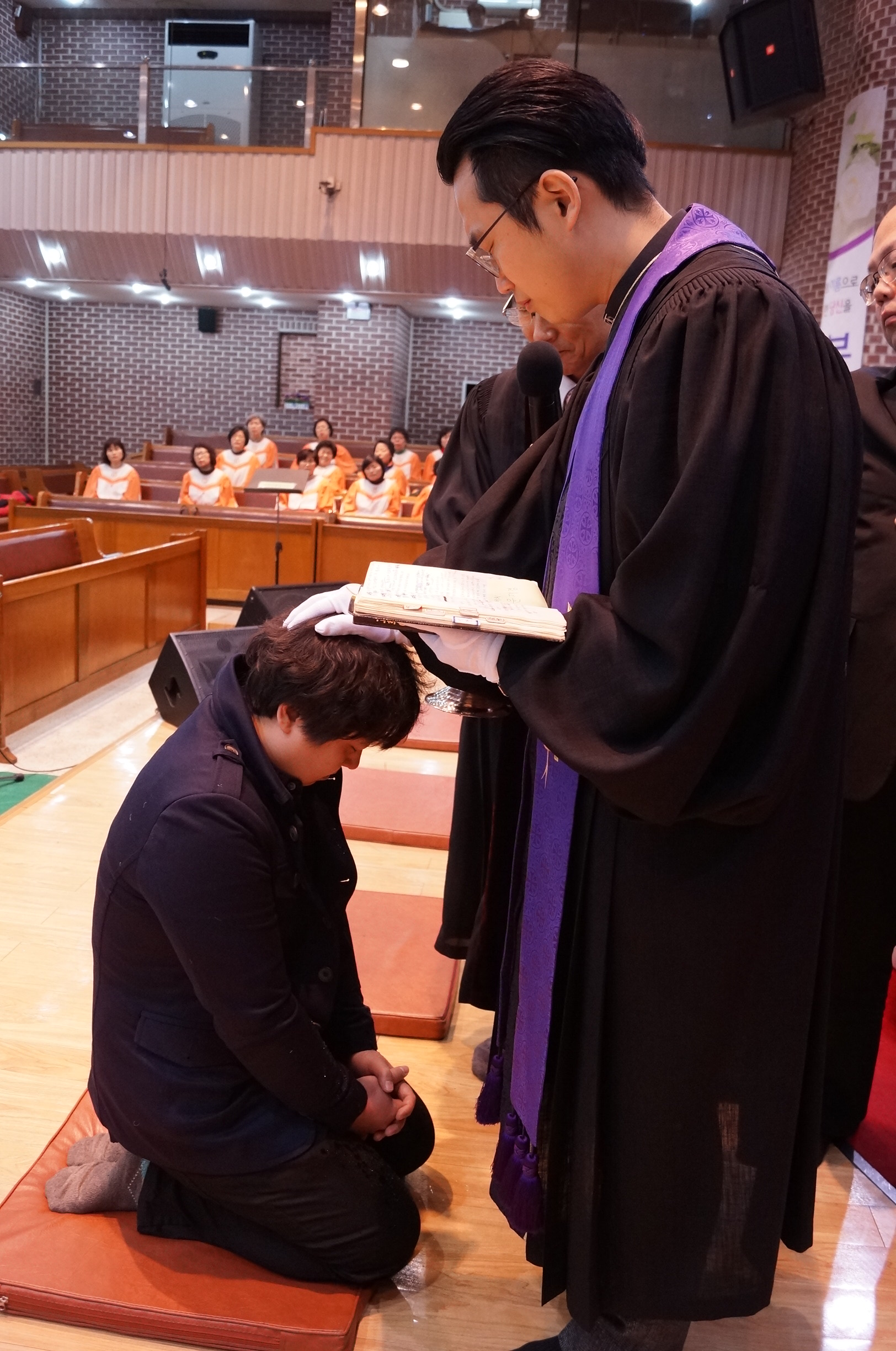 수요일 세례식.JPG