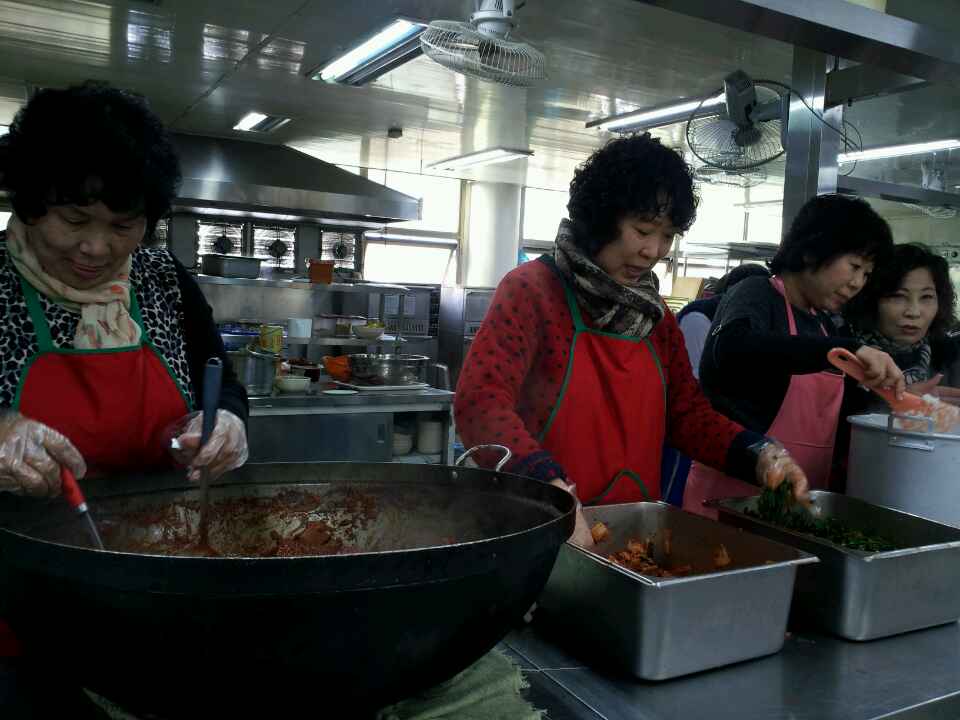 식사봉사 (1).jpg